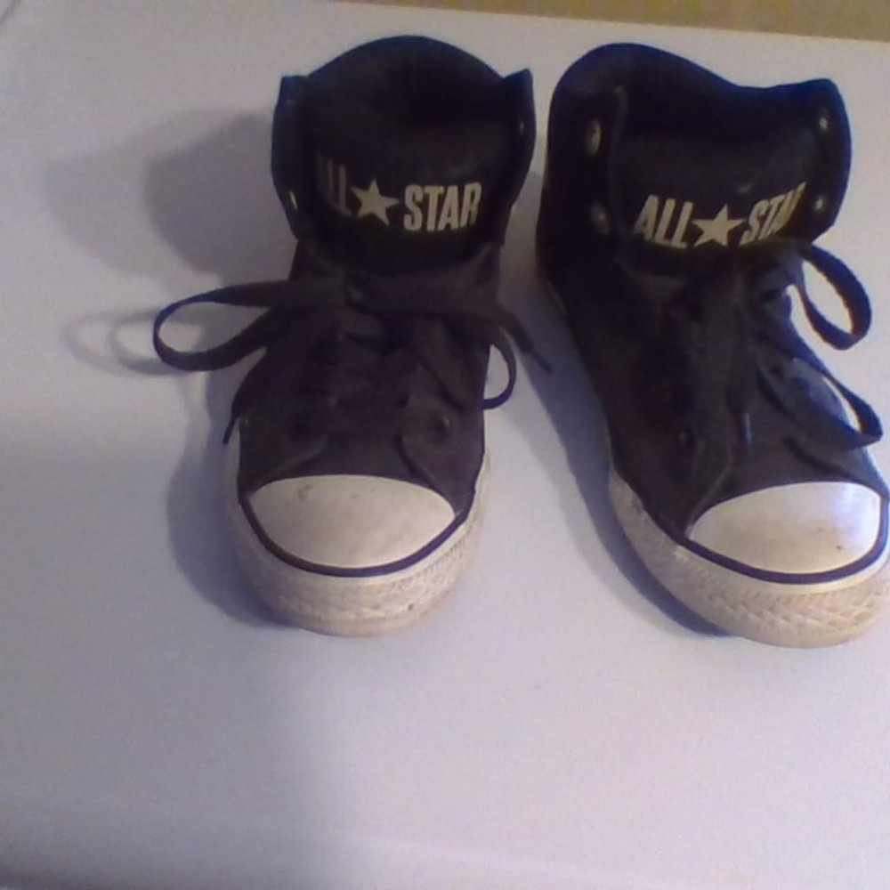 Converse  high tops